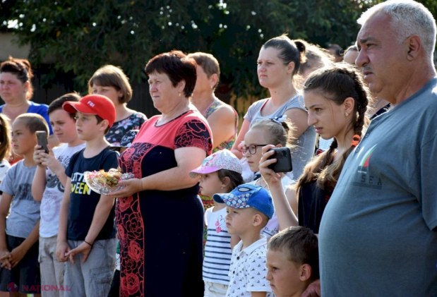 FOTO // În raionul Orhei sunt INAUGURATE săptămânal câteva terenuri de joacă pentru copii