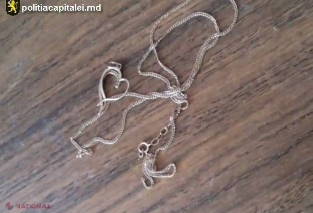 Jefuită în timp ce aștepta transportul public la stație. Ce riscă făptașul