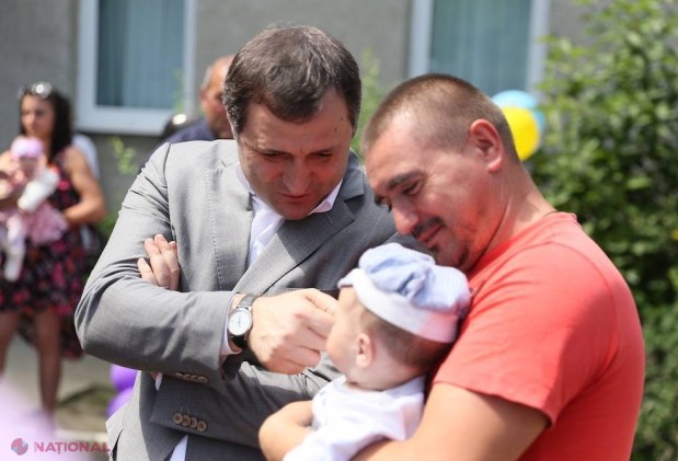 FOTO // Domnița care l-a CUCERIT pe Vlad Filat: „În Moldova cresc cei mai frumoşi şi mai deştepţi copii din lume”