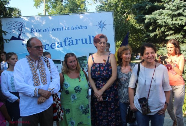 Un grup de 100 de elevi și profesori din România se odihnesc în tabăra de vară „Luceafărul” din Vadul lui Vodă