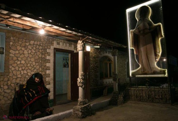 REPORTAJ FOTO // Noaptea Învierii la Mănăstirea
