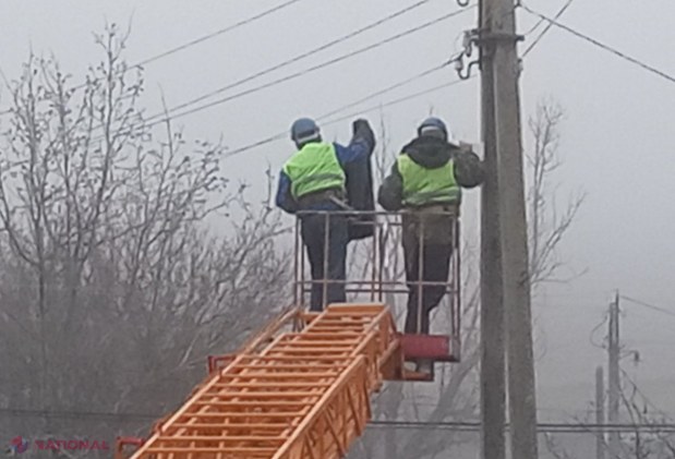 FOTO // Partidul „ȘOR” continuă lucrările de ILUMINARE STRADALĂ a satelor conduse de primarii formațiunii