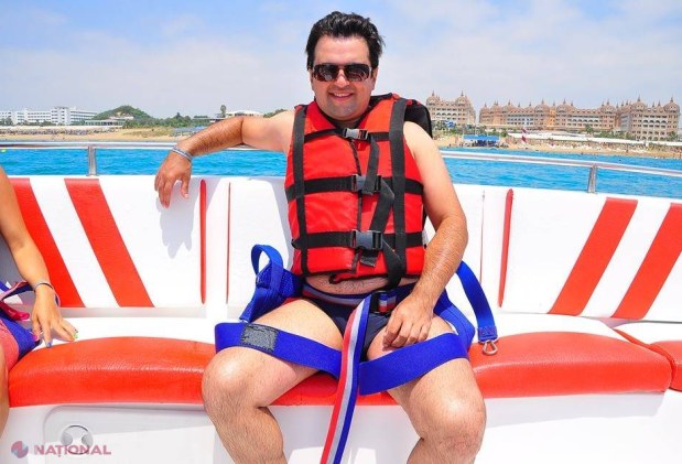 Igor Cuciuc a zburat cu parașuta! Vezi poze inedite din vacanța interpretului