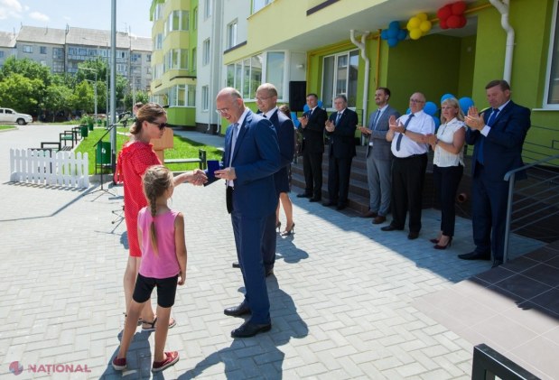 Locuințe SOCIALE pentru 1 700 de familii din R. Moldova cu venituri mici. Alți 700 de beneficiari vor primi cheile până la finele anului 2019, cu sprijinul BDCE