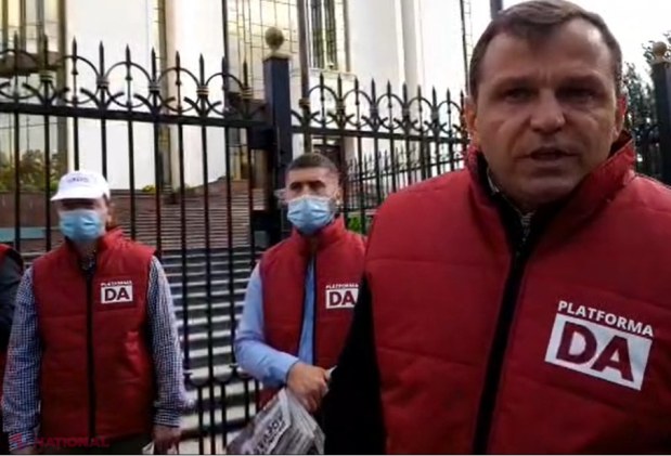 VIDEO // Andrei Năstase a fost astăzi la PREȘEDINȚIE și i-a transmis un mesaj ultimativ lui Igor Dodon. Administrația prezidențială își va schimba sediul, iar clădirea de pe bulevardul Ștefan cel Mare va deveni un centru de INVESTIȚII