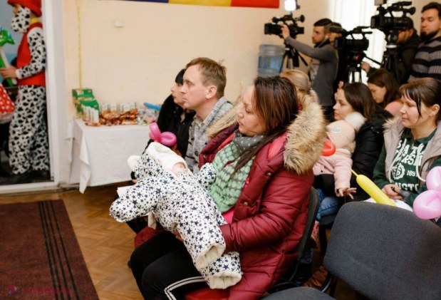 FOTO // Proiectul „Capital Matern” continuă: încă 11 familii din Jora de Mijloc au beneficiat de indemnizații de 7 000 și 10 000 mii de lei