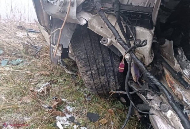 FOTO // Un polițist de la Drochia și soția lui, morţi într-un accident lângă Edineț: Fetița lor de 10 ani și o femeie de 62 de ani - în stare gravă la spital, iar șoferul care ar fi provocat tragedia a scăpat nevătămat 