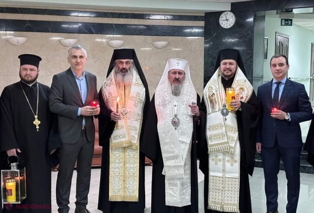 FOTO // Sfânta Lumină de la Ierusalim a ajuns în Sâmbăta Mare la Chișinău, adusă de către o delegație a Mitropoliei Basarabiei 
