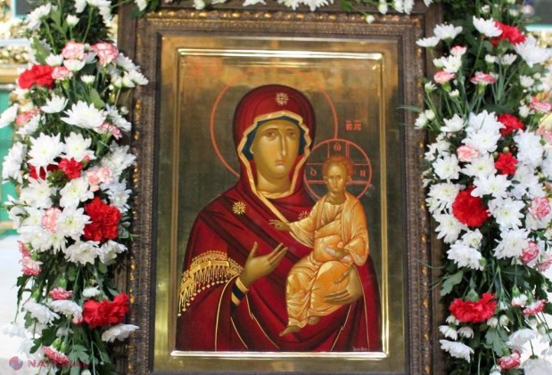 O icoană făcătoare de minuni a fost adusă în capitală