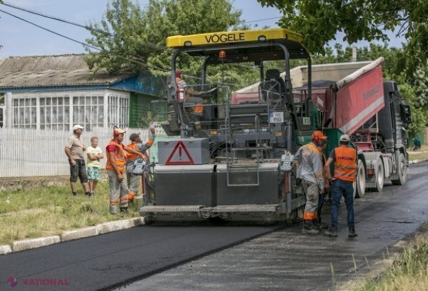 „Drumuri bune pentru Moldova” în raionul Cantemir. Autoritățile dau asigurări că până la finele verii în 50 de localități vor fi renovate mai multe porțiuni de drum