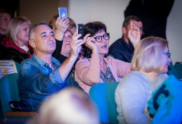 FOTO // „Concertul organizat de Partidul „ȘOR” la Torino a adunat sute de moldoveni din diasporă”