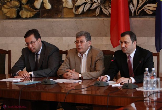 Ghimpu SURPRINDE: „NU mai avem nevoie de consultări. Noi am spus DA! Bonne chance, bonne alliance!”