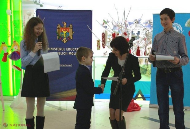 „Familia înseamnă tata, mama și copiii”. Cum își imaginează copiii din R. Moldova familia