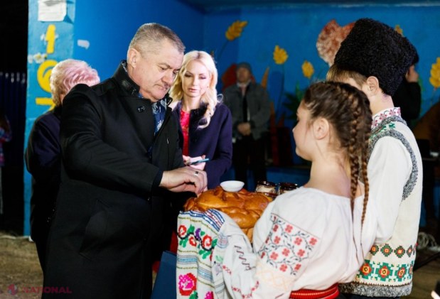 FOTO // Încă un proiect de iluminat public stradal a fost finalizat de echipa lui Ilan Șor în raionul Orhei