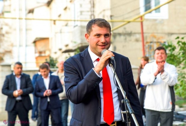 FOTO // Primarul de Orhei, Ilan Șor, a mai inaugurat o curte renovată capital, în cadrul Programului „Operațiunea Curtea”