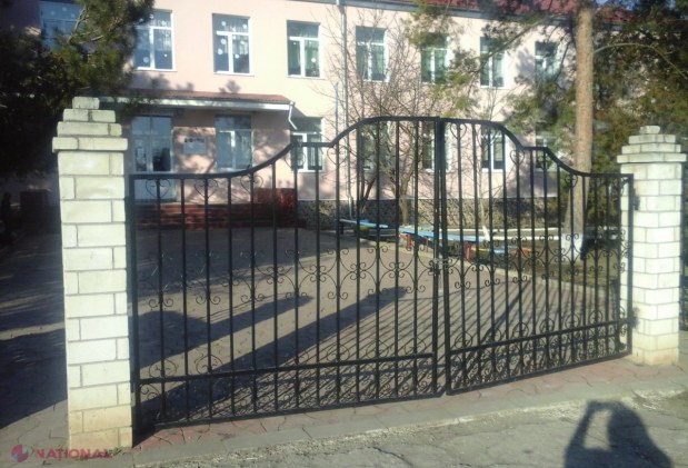 Înfrățire între Gimnaziul Roșietici, raionul Florești, și două școli gimnaziale din comunele Vârlezi și Umbrărești, județul Galați, România. Cele trei instituții vor derula în comun proiectele „Educația ne unește” și „Tradiții și obiceiuri locale”