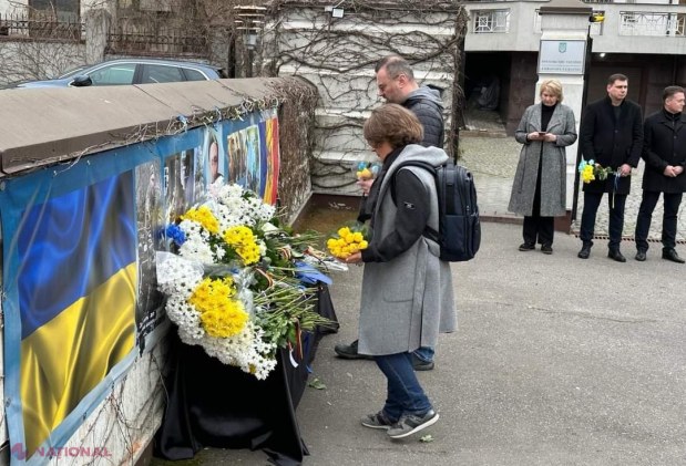 Conducerea MAE de la Chișinău, flori la Ambasada Ucrainei, împreună cu ambasadorii statelor UE: ,,R. Moldova va oferi tot sprijinul necesar Ucrainei. Într-un final, Ucraina va învinge!