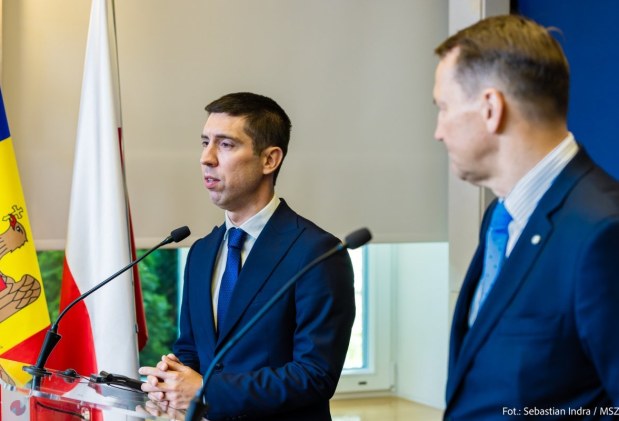 Varșovia va sprijini accelerarea procesului de ADERARE a R. Moldova la UE. Radoslaw Sikorski: „Locul R. Moldova este în Uniunea Europeană”