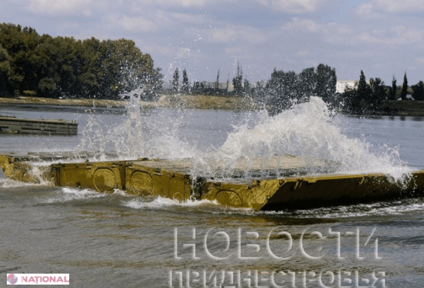 FOTO // Soldații din Transnistria exersează cum să TREACĂ Nistrul
