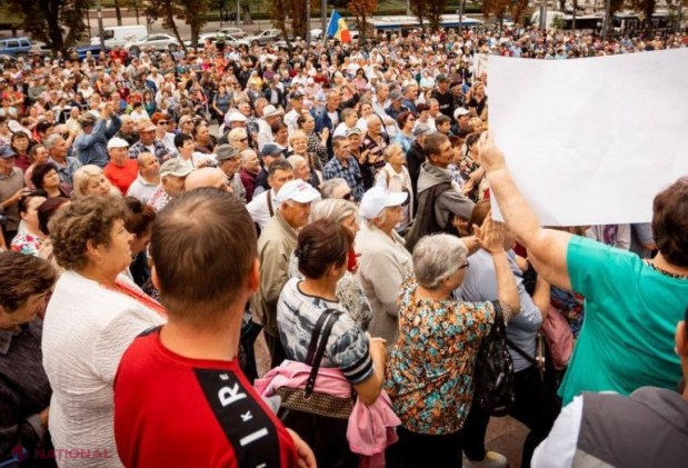Protest de amploare în fața Președinției R. Moldova. Manifestanții au cerut încetarea presiunilor la adresa Partidului „ȘOR” și eliberarea Marinei Tauber din penitenciar