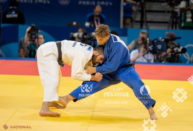 FOTO // Judocanul Mihail Latîșev, eliminat de la Jocurile Olimpice. Sportivul nostru de 20 de ani a cedat în fața campionului MONDIAL Tato Grigalashvili