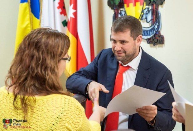 VIDEO , FOTO // Ilan Șor a oferit ÎNDEMNIZAȚII pentru alte 16 familii revenite la Orhei: „Vom insista ca programul să fie aprobat la nivel de Lege în Parlament”