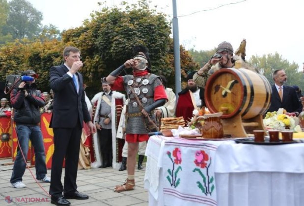 FOTO // Cum și-a început ziua primarul Dorin Chirtoacă de Hramul orașului