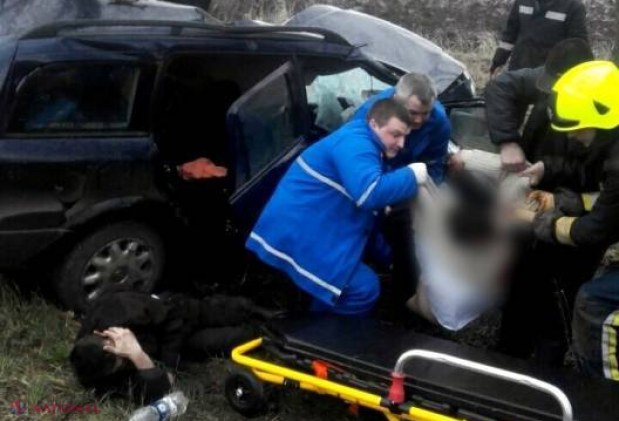 ACCIDENT TERIBIL la Edineț: Doi oameni au murit 