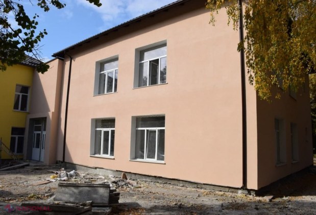 FOTO // Cel mai mare proiect de RENOVARE a grădinițelor din Orhei, lansat de echipa Partidului „ȘOR”, este aproape de final. Pe teritoriul acestei grădinițe va fi construită o piscină și un teren de sport. „Copiii vor fi ca într-o poveste”