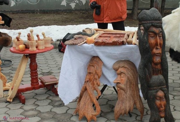 FOTO Peste 250 de producători autohtoni, cu marfa pe tarabe. Iată cele mai căutate produse