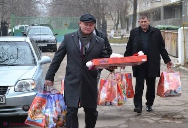 Foto // Aceşti deputaţi nu îndrăznesc să vină aşa în Parlament