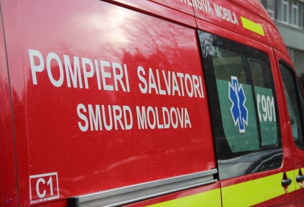 Un AUTOBUZ de rută, implicat într-un accident rutier: Două persoane au DECEDAT