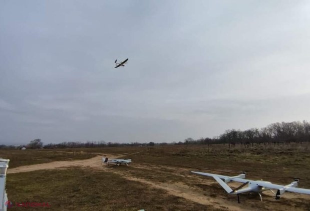VIDEO // Poliţiștii de frontieră din R. Moldova, instruiţi cum să manevreze aparate de zbor fără pilot