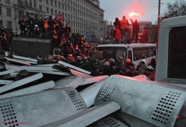 Protestele SÂNGEROASE au continuat întreaga noapte la Kiev