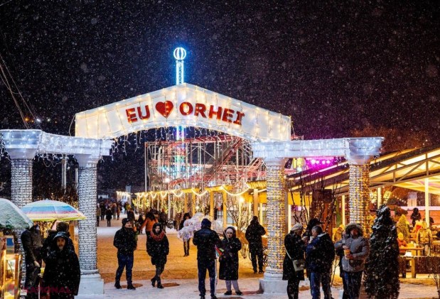 Revelion spectaculos, la „OrheiLand”, cu focuri de ARTIFICII și formația „3 Sud Est”, care va încânta publicul cu melodiile preferate