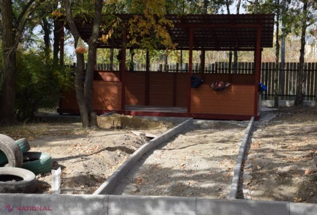 FOTO // Cel mai mare proiect de RENOVARE a grădinițelor din Orhei, lansat de echipa Partidului „ȘOR”, este aproape de final. Pe teritoriul acestei grădinițe va fi construită o piscină și un teren de sport. „Copiii vor fi ca într-o poveste”