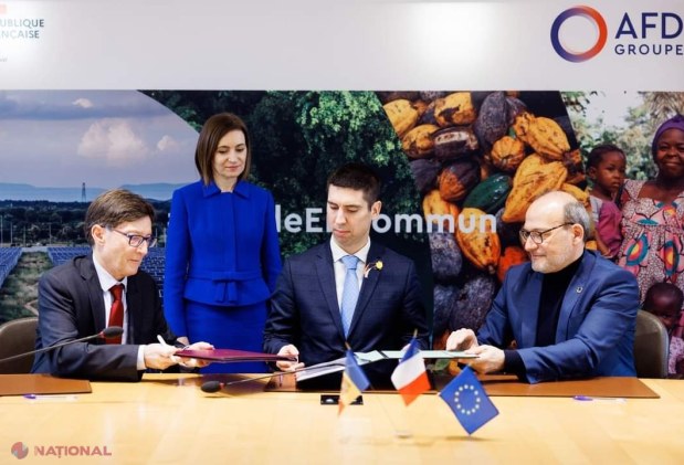 Preşedintele Franței, Emmanuel Macron, decorat cu „Ordinul Republicii” al R. Moldova. Și Maia Sandu a primit cea mai înaltă distincție a Franței