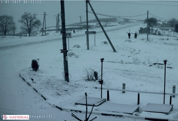 GALERIE FOTO // Cum arată drumurile naționale la această oră: Traseele din sudul și centrul R. Moldova, din nou înzăpezite