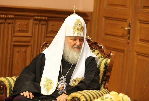 FOTO // Preşedintele Nicolae Timofti l-a primit cu căldură pe Patriarhul Kiril. S-au îmbrăţişat şi pupat! 