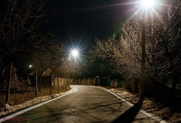 FOTO // Încă două porțiuni de drum în comuna Jora de Mijloc, date în exploatare de primarul Partidului „ȘOR”, Marina Tauber