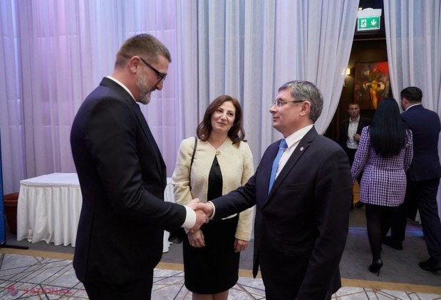 FOTO // Recepție prilejuită de Ziua Națională a României, organizată la Chișinău! Ambasadorul Cristian Leon-Țurcanu: „Sărbătorim împreună ziua tuturor românilor. Sper ca peste nu mult timp să putem sărbători cu toții împreună, în Uniunea Europeană”