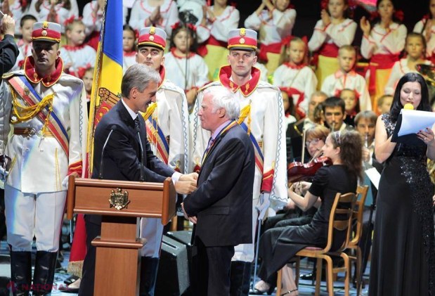 FOTO // Premiile Naționale au ajuns la laureați