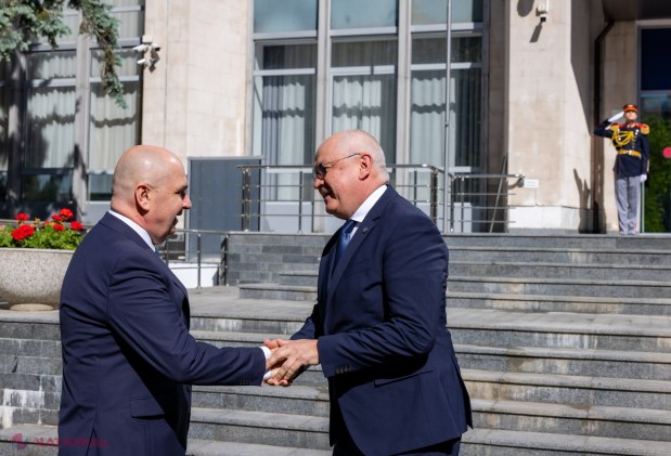 FOTO // Poduri, energie și 3,5 miliarde de dolari. Premierii Munteanu și Bolojan au resetat prioritățile strategice dintre R. Moldova și România