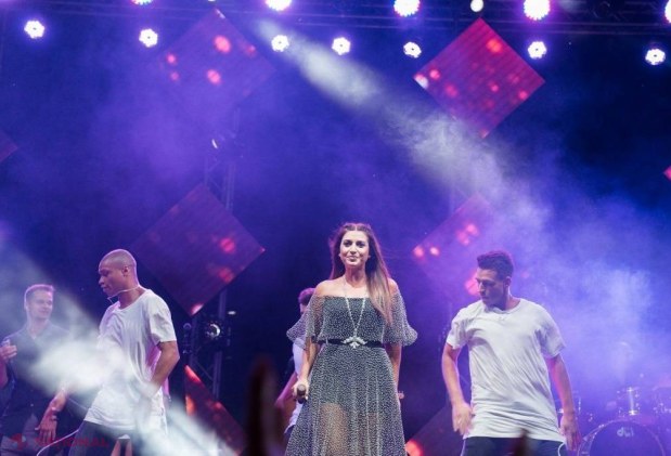 FOTO // Cum a fost sărbătorită Ziua Independenței la Orhei. Jasmin și Carla's Dreams au încins atmosfera