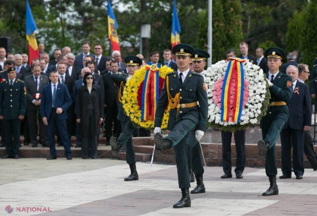 Reportaj FOTO // „Ziua Victoriei”, la Memorial: „Nu dorim ca cineva să treacă prin ce am trecut noi”