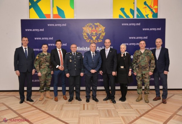 Grup de formatori de opinie specializați pe probleme de securitate internațională din România, vizită la Ministerului Apărării din R. Moldova