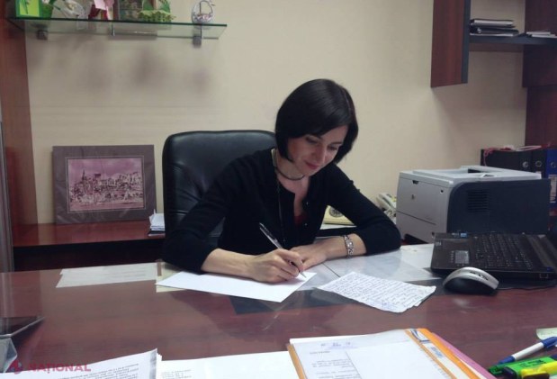 FOTO // Maia Sandu a primit o SCRISOARE şi a răspuns cu un COLET