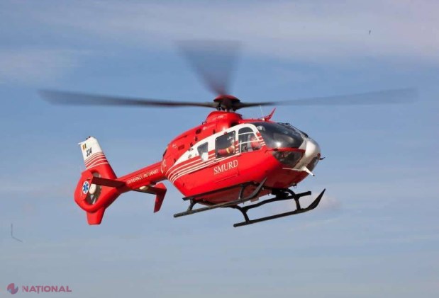 Un elicopter al SMURD-ului din România a transportat la Chișinău un bărbat de la Vulcănești, victima unui accident rutier