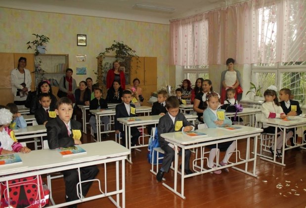 Ministerul Educației anunță că pregătește o nouă metodologie de SALARIZARE pentru a stopa exodul cadrelor didactice și a-i atrage pe tinerii specialiști în domeniul educației