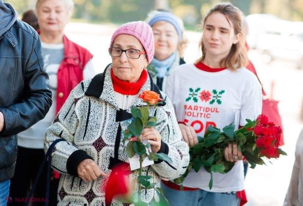 FOTO // Partidul Politic „ȘOR” a felicitat persoanele în etate